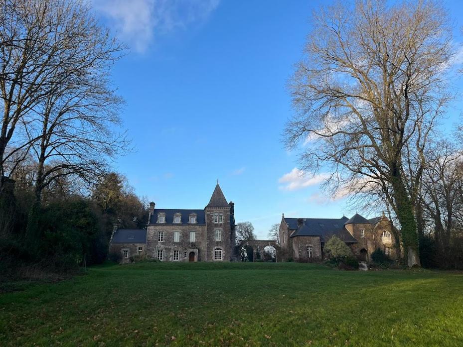 Chateau Ville Voisin Augan Eksteriør billede